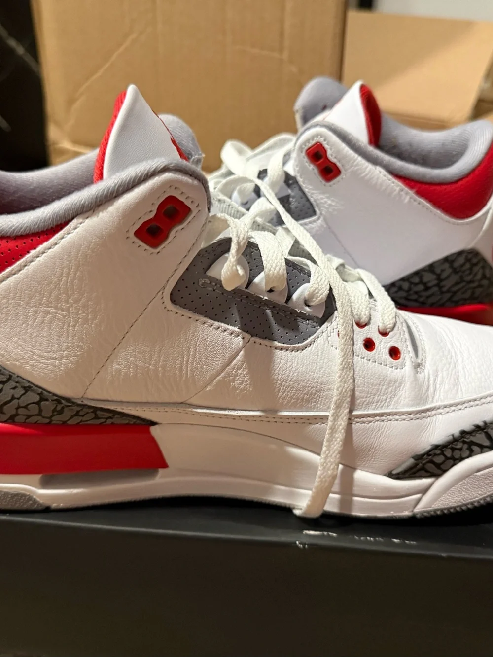 Jordan 3 Retro Fire Red size 10.5